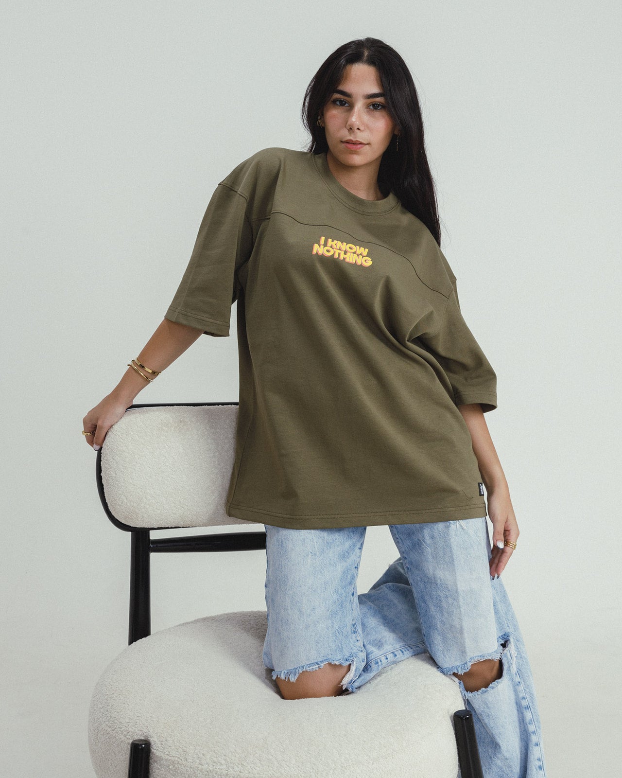 I KNOW NOTHING OVERSIZED T-SHIRT