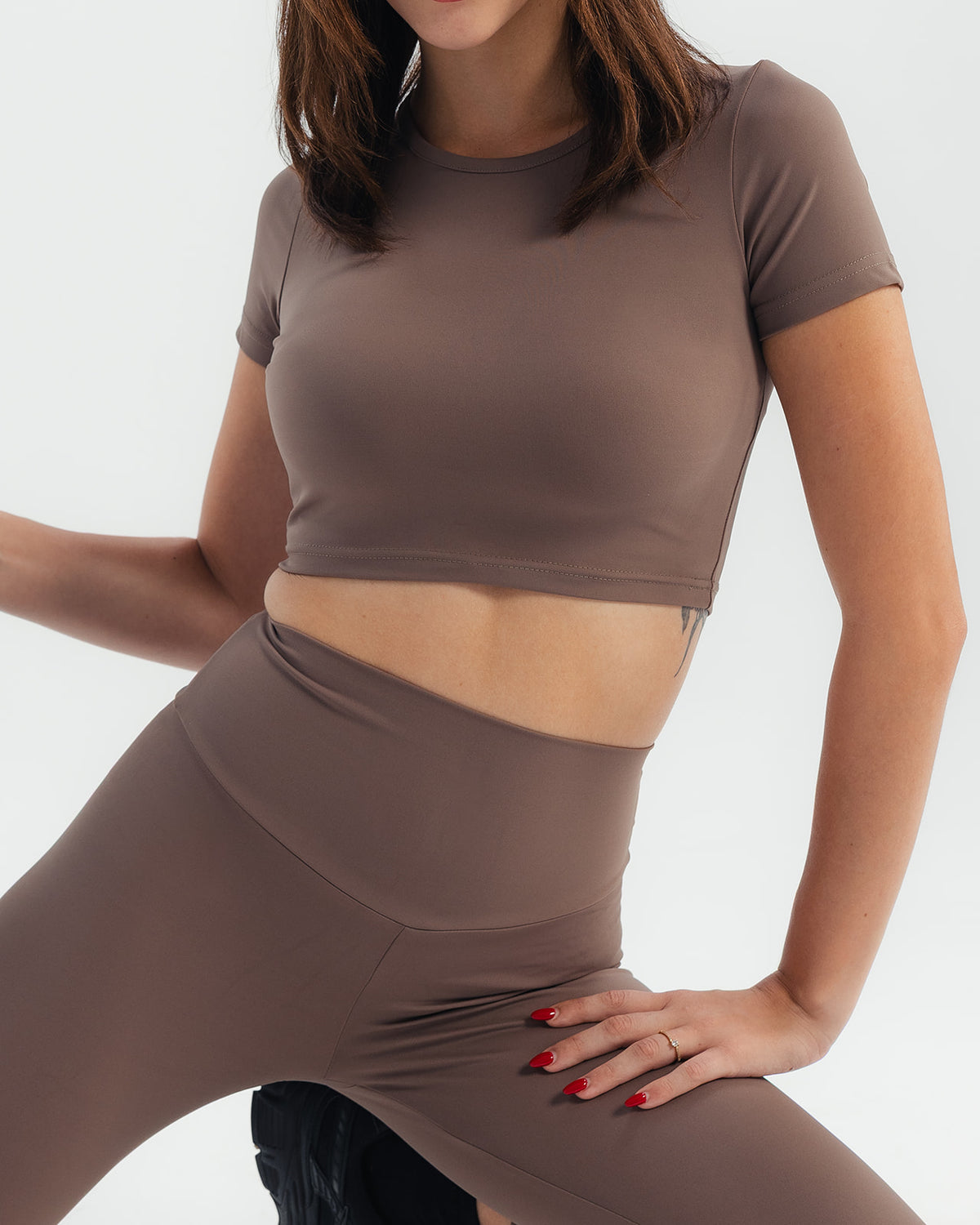 Soft Stretch Crop Fitted T-Shirt - Dusty brown