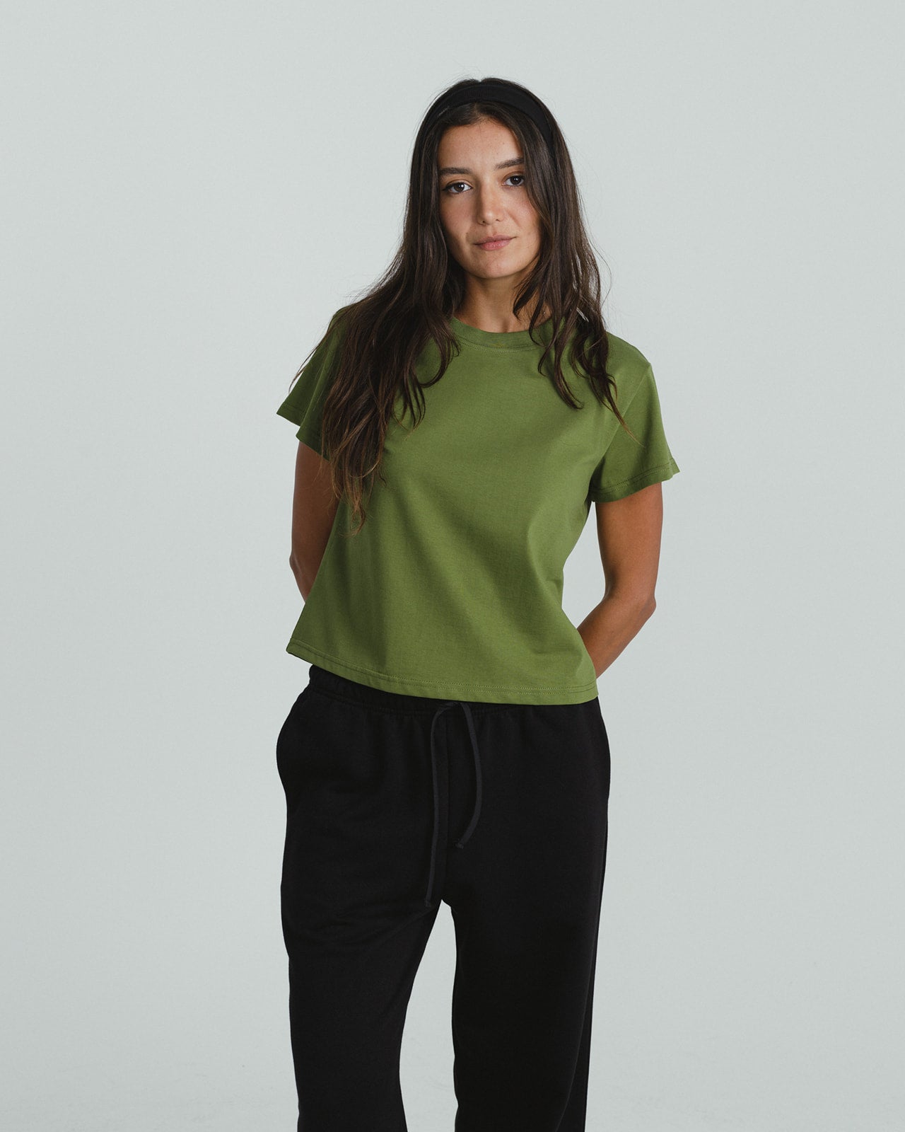 Cropped Basic T-shirt - OLIVE