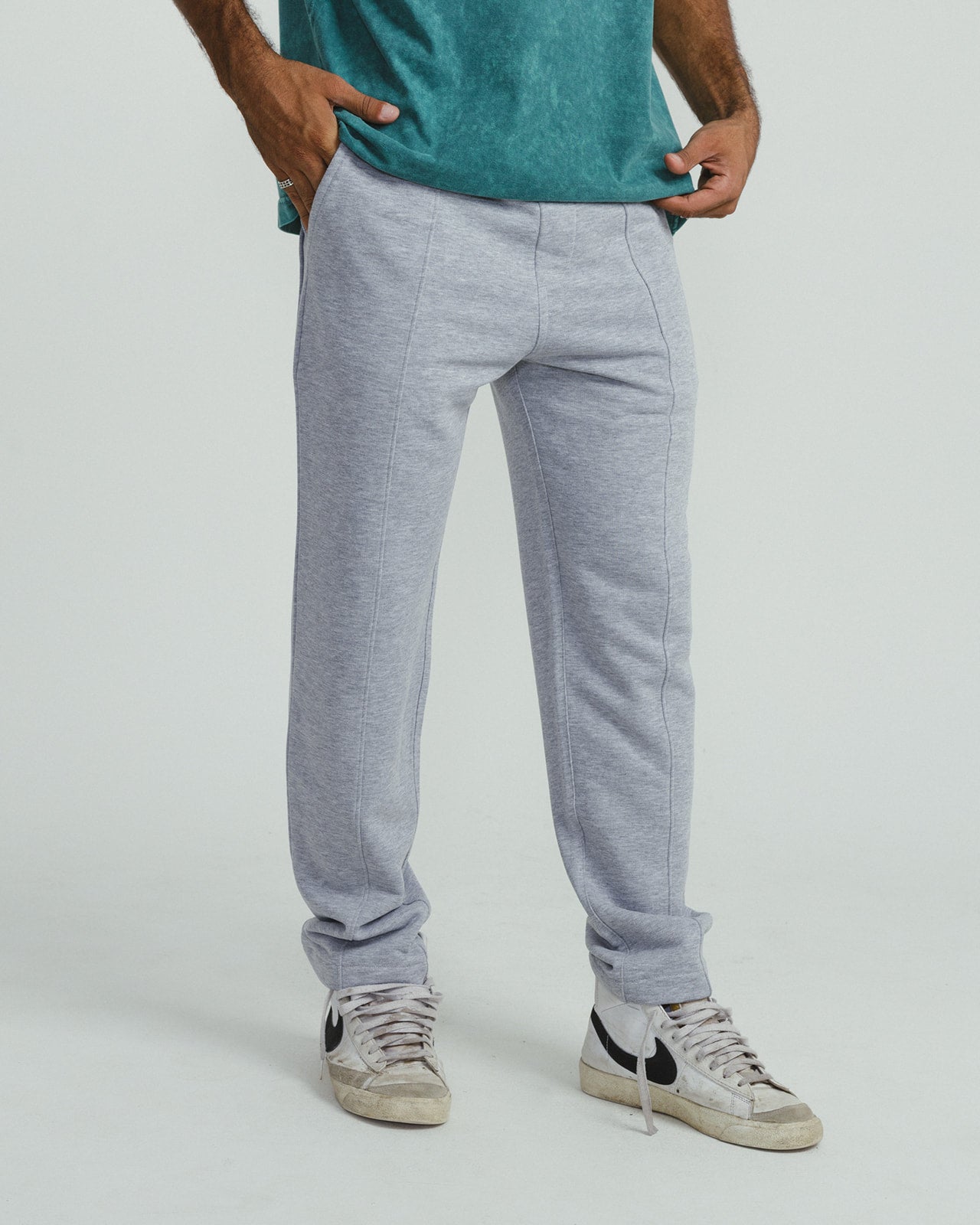 Jogging trousers with seam detail - GRAY