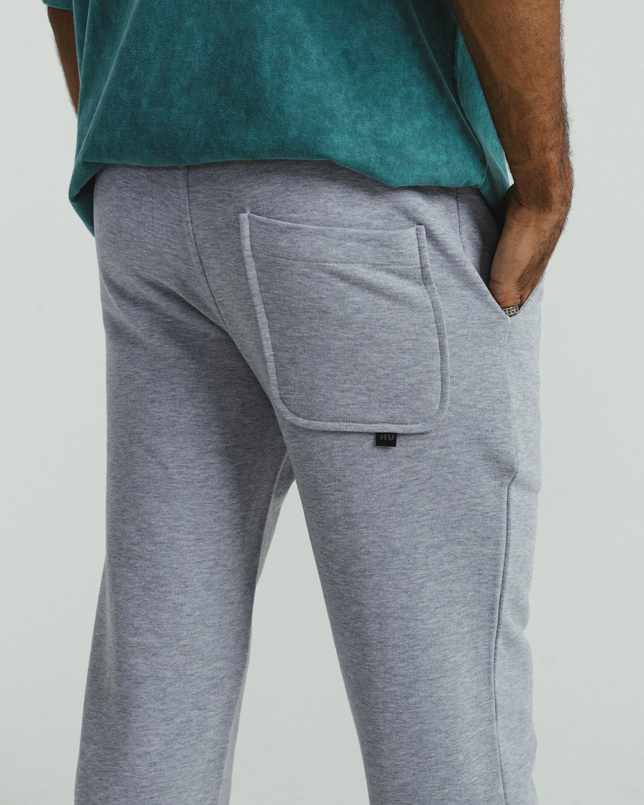 Jogging trousers with seam detail - GRAY