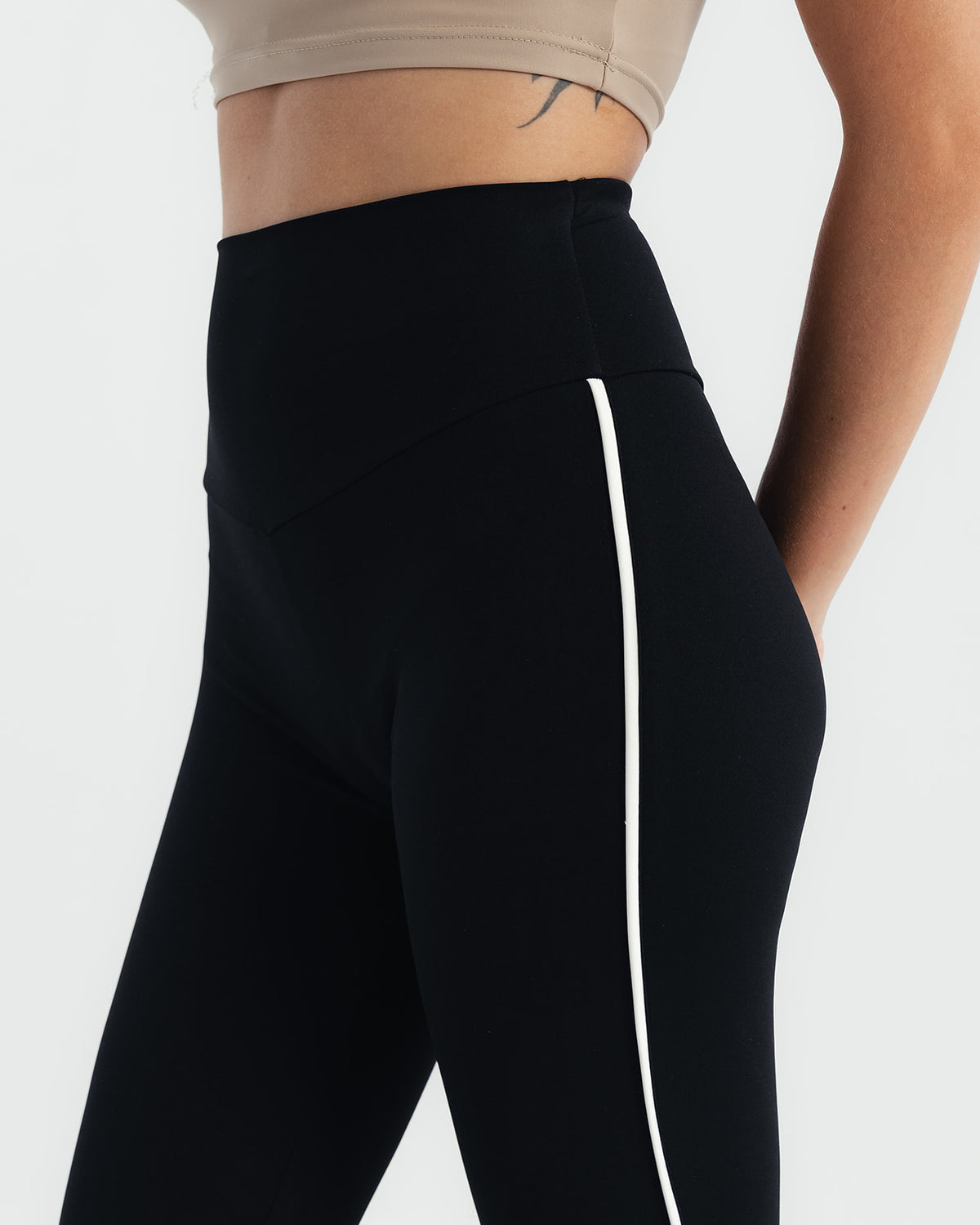 Piping capri - Black