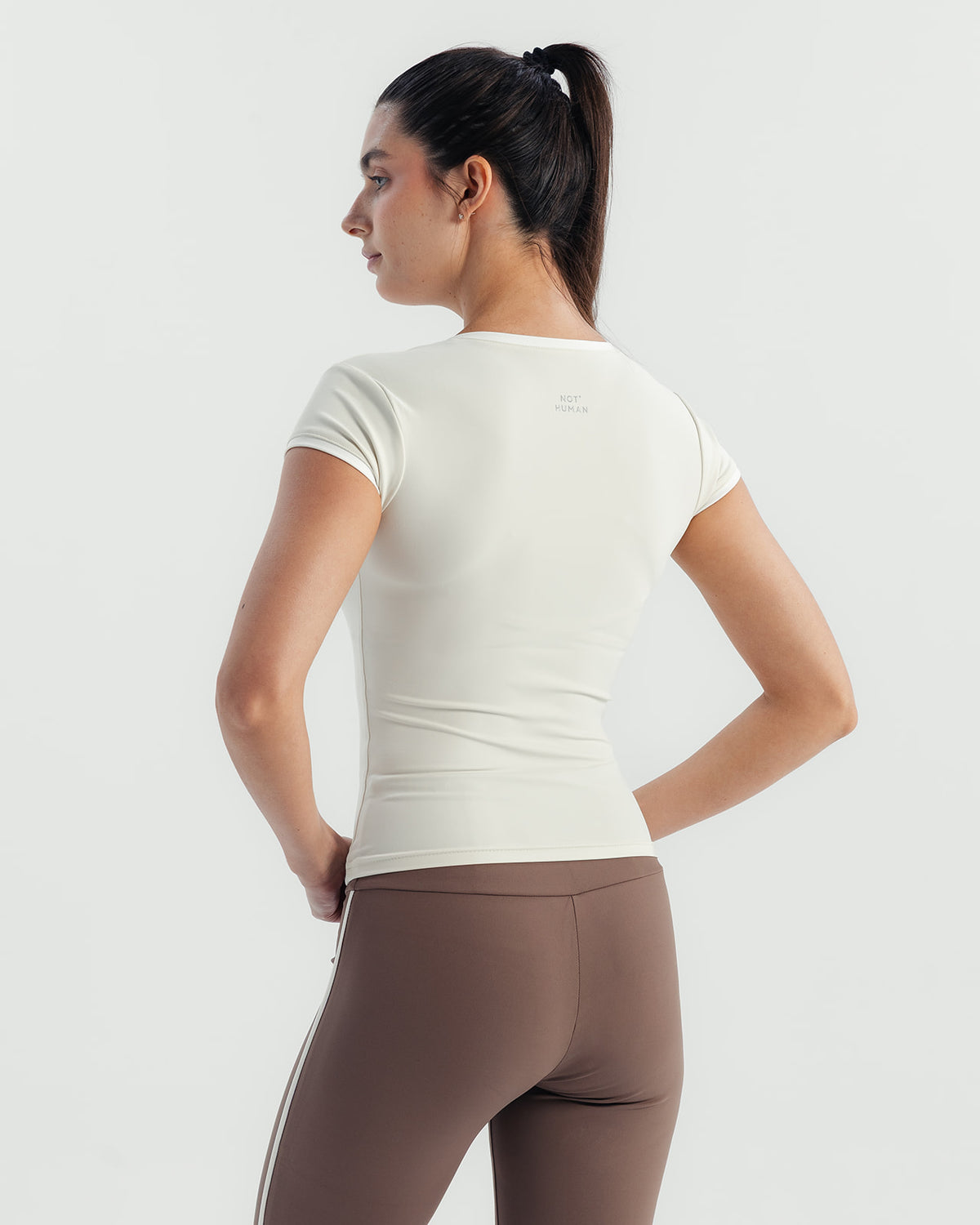 Soft Stretch Piping V-Neck T-Shirt - Offwhite