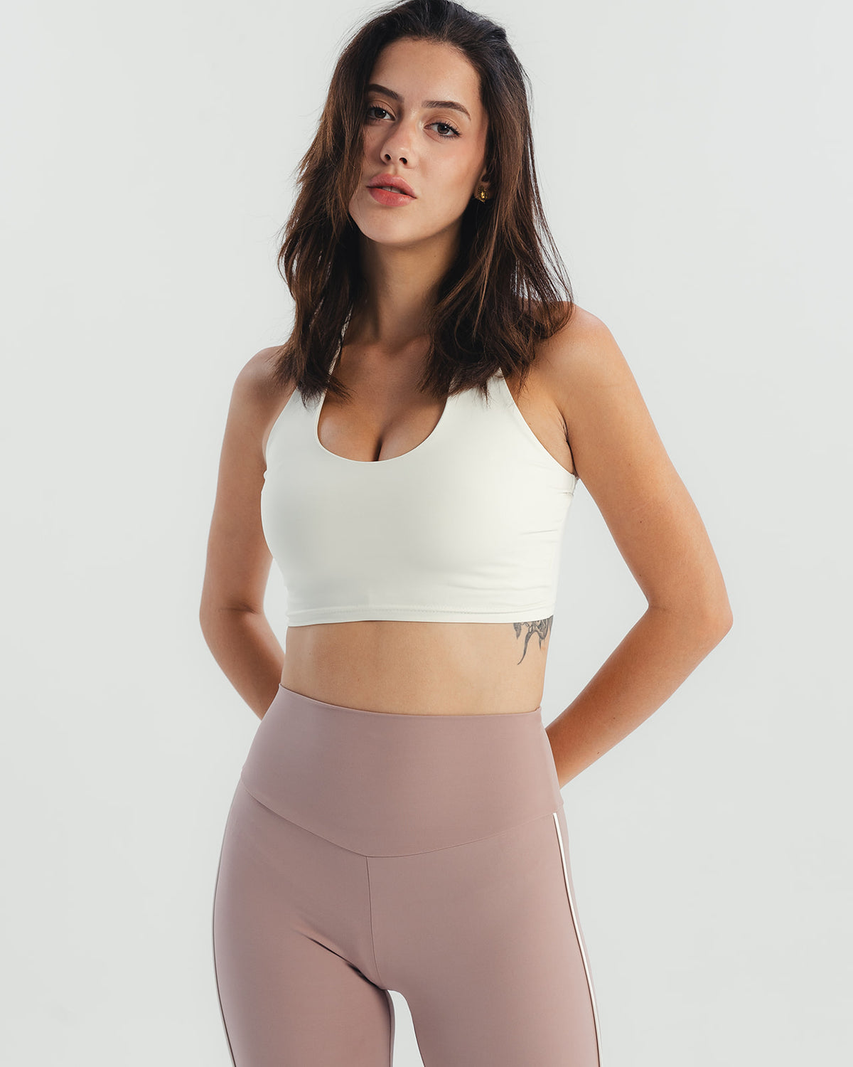 Essential neck top  - Offwhite