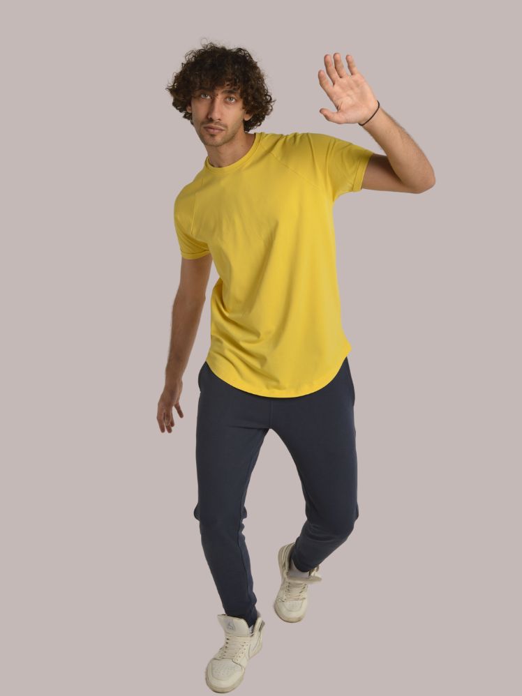 Curved raglan Yellow T-shirt